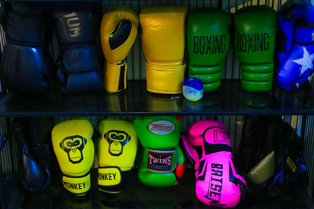Understanding Boxing Glove Sizes and Weights