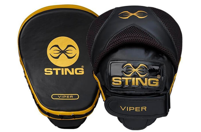 A pair of Sting viper leather focus pads
